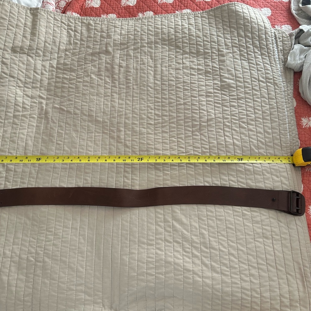 AUTHENTIC BURBERRY LEATHER BELT - Picture 6 of 8